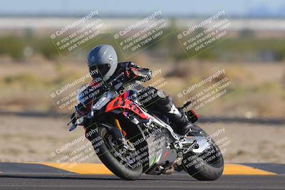 media/Nov-06-2023-Moto Forza (Mon) [[ce023d0744]]/3-Intermediate Group/Session 5 (Turn 4)/
